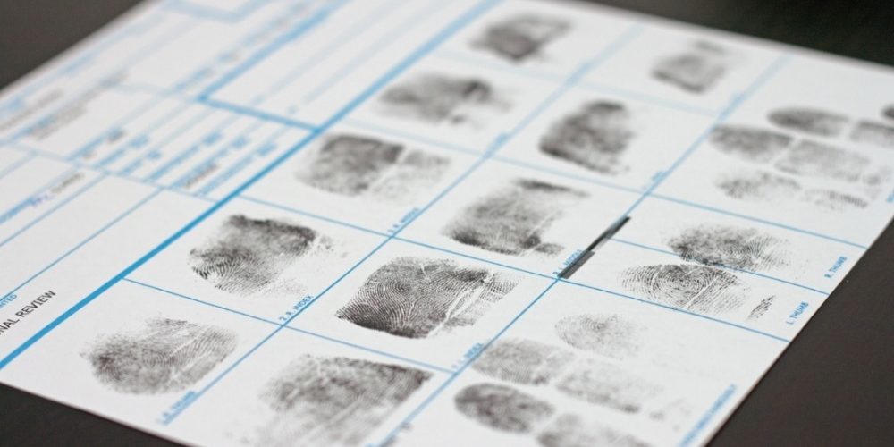 Fingerprint Card for FBI Background Check in Spanish